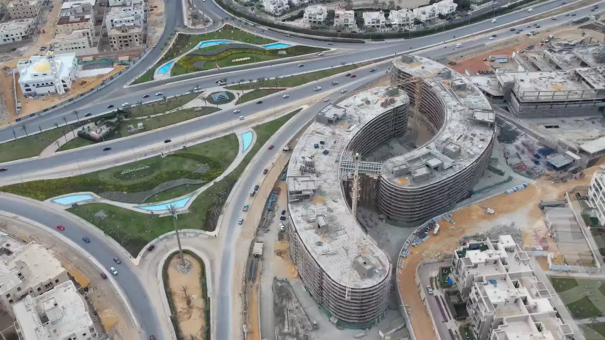 https://aqarmap.com.eg/en/listing/6282272-for-sale-cairo-new-cairo-compounds-fifth-square