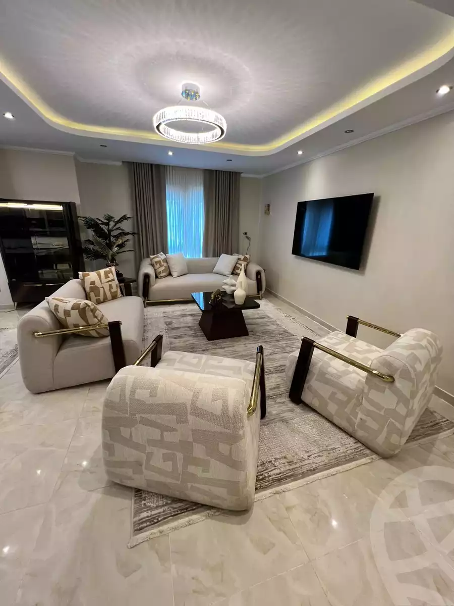 https://aqarmap.com.eg/ar/listing/6283489-for-sale-cairo-new-cairo-compounds-mwrd-fq-llttwyr