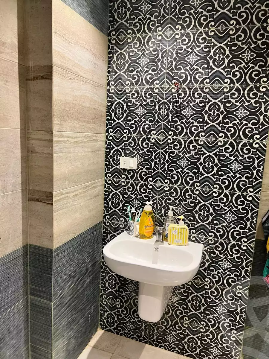 https://aqarmap.com.eg/ar/listing/6283739-for-rent-cairo-el-sheikh-zayed-city-compounds-opera-city
