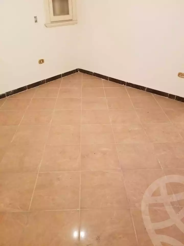 https://aqarmap.com.eg/ar/listing/6283853-for-sale-alexandria-miami