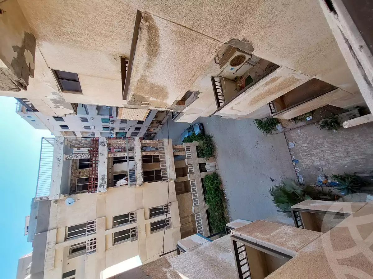 https://aqarmap.com.eg/ar/listing/6284236-for-sale-alexandria-l-jmy-lbytsh-shahr-al-assal-st
