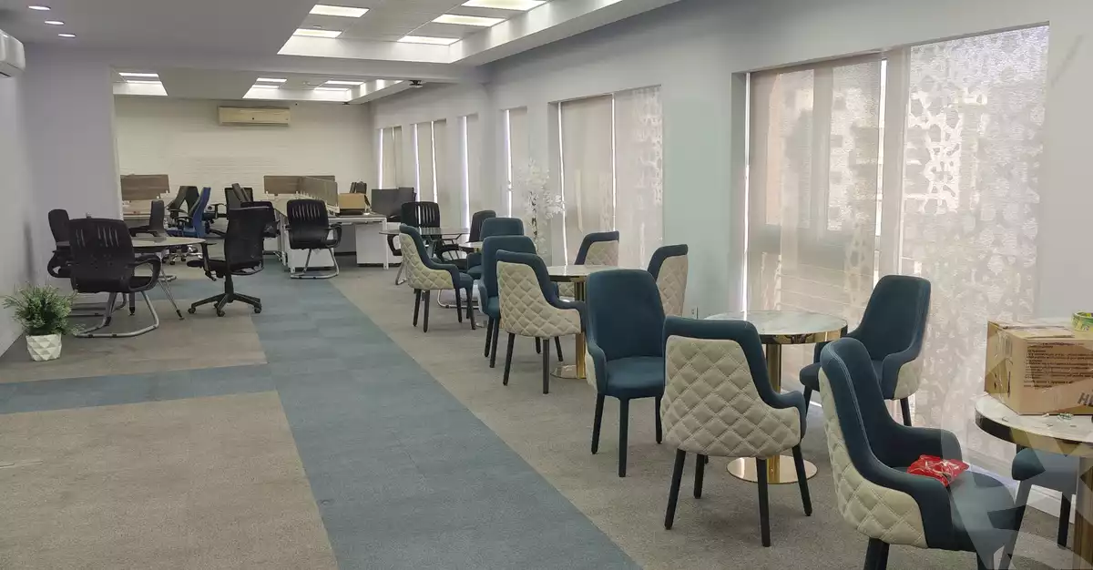 https://aqarmap.com.eg/en/listing/6285101-for-rent-cairo-el-sheikh-zayed-city-compounds-the-courtyard-mall-dorra