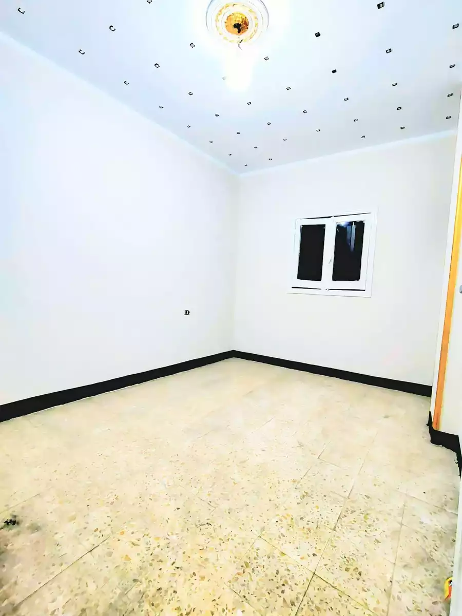 https://aqarmap.com.eg/ar/listing/6285467-for-sale-qalyubia-shubra-el-khaima-el-taawon-city