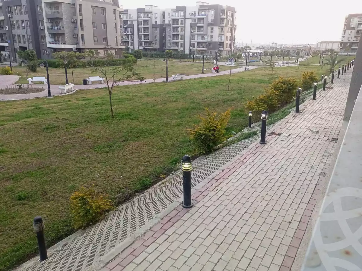 https://aqarmap.com.eg/en/listing/6286095-for-rent-cairo-el-sheikh-zayed-city-compounds-dr-msr