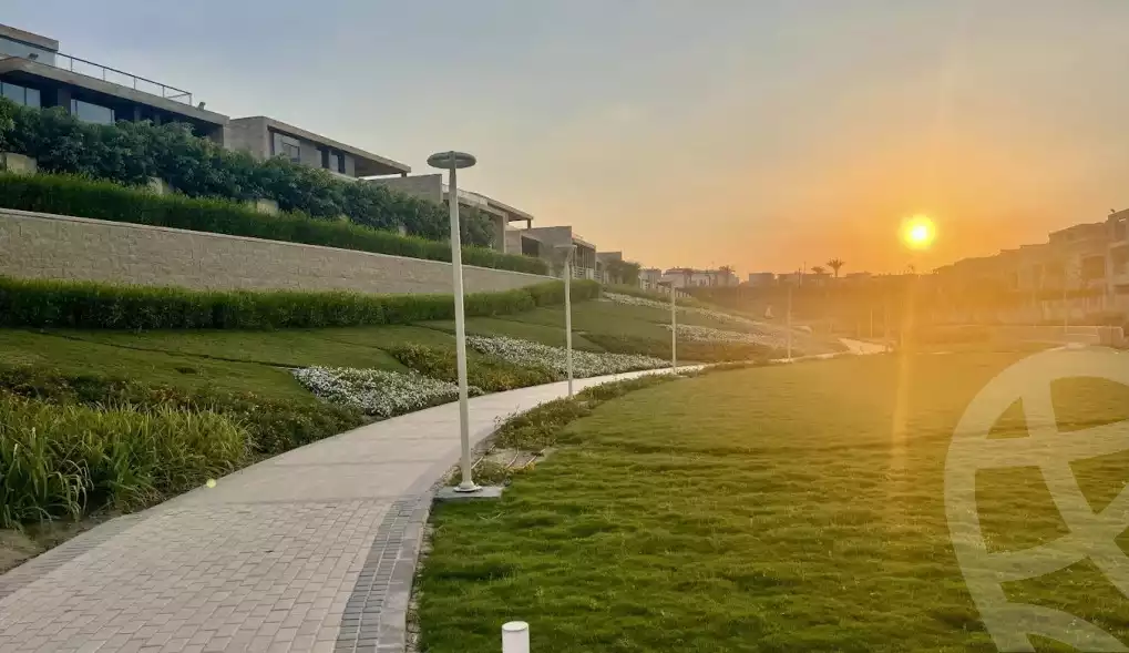 https://aqarmap.com.eg/ar/listing/6286268-for-sale-cairo-new-cairo-compounds-tag-city-taj-gardens-taj-city