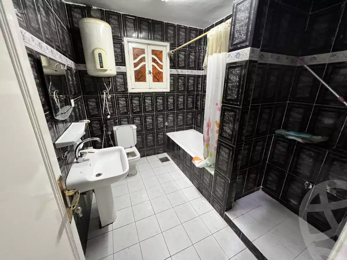 https://aqarmap.com.eg/en/listing/6286153-for-sale-cairo-nasr-city-8th-zone-dr-hassan-el-sharef-st
