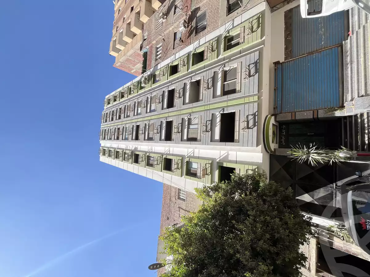 https://aqarmap.com.eg/ar/listing/6286111-for-sale-cairo-helwan-kwrnysh-hlwn