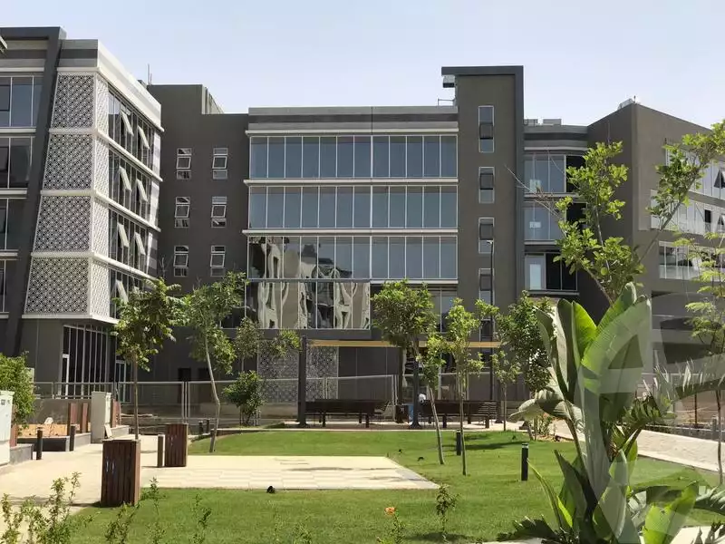 https://aqarmap.com.eg/en/listing/6289768-for-sale-cairo-new-cairo-compounds-kmbwnd-dh-brwks-bry-llttwyr-l-qry