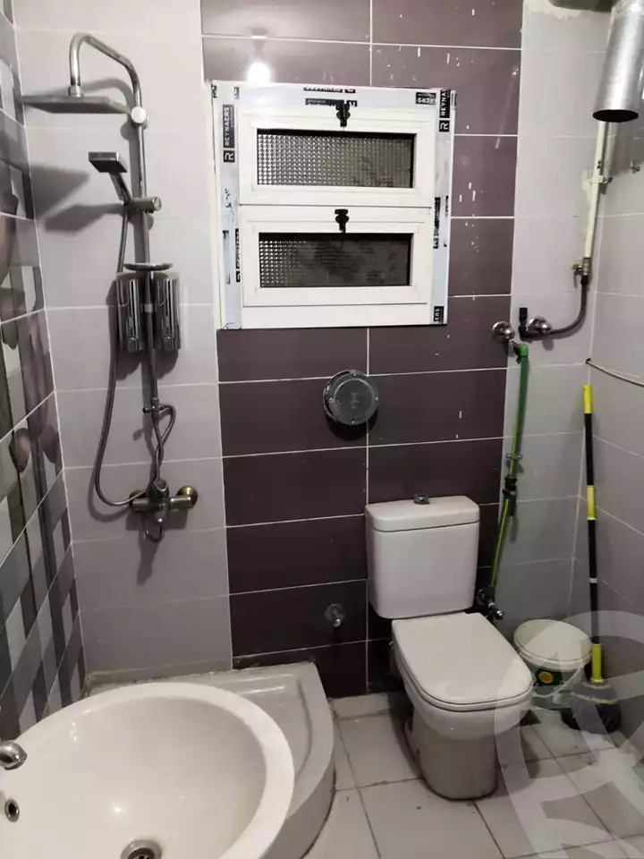 https://aqarmap.com.eg/ar/listing/6291509-for-sale-qalyubia-shubra-el-khaima-shubra-el-khaima-city-el-amir-st