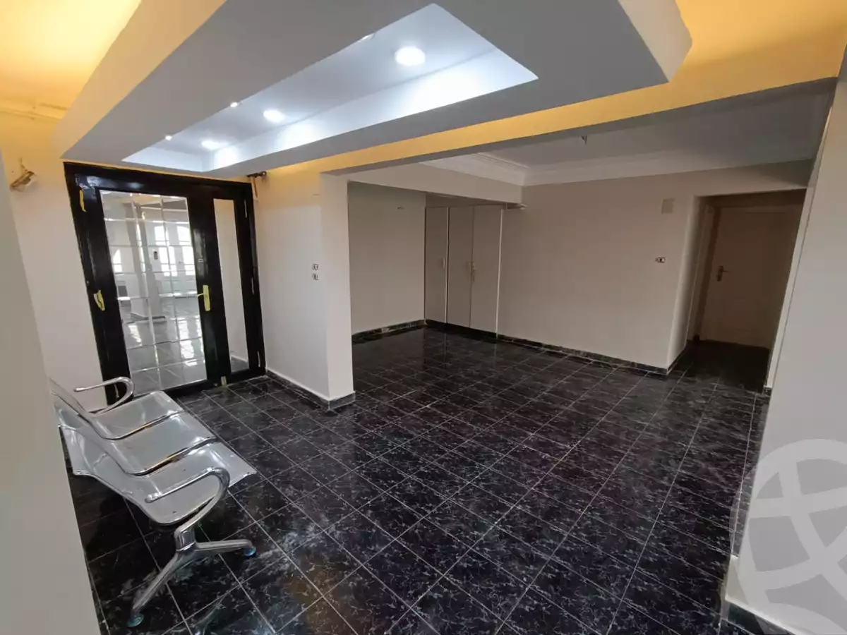 https://aqarmap.com.eg/ar/listing/6292886-for-rent-cairo-helwan-helwan-el-sharkeya-el-maraghi-st