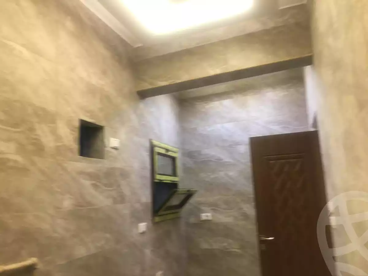https://aqarmap.com.eg/ar/listing/6293067-for-sale-cairo-ljyz-shareaa-morad  charel degol