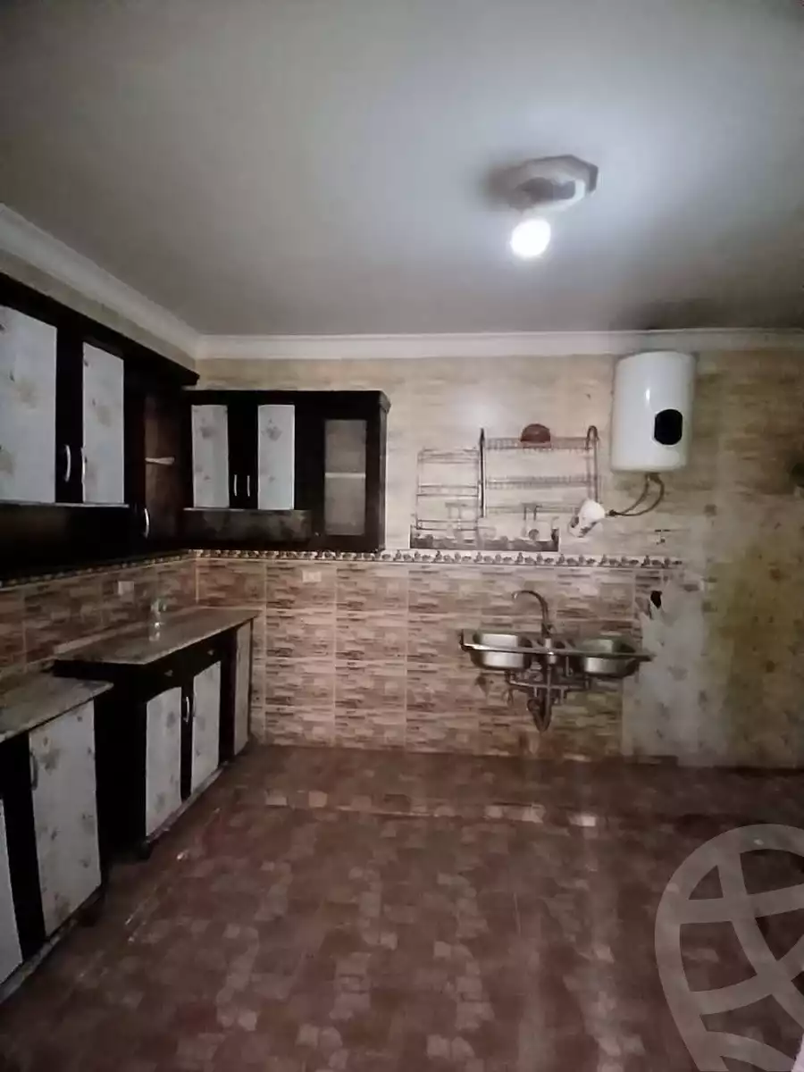 https://aqarmap.com.eg/en/listing/6293930-for-sale-cairo-helwan-helwan-el-sharkeya