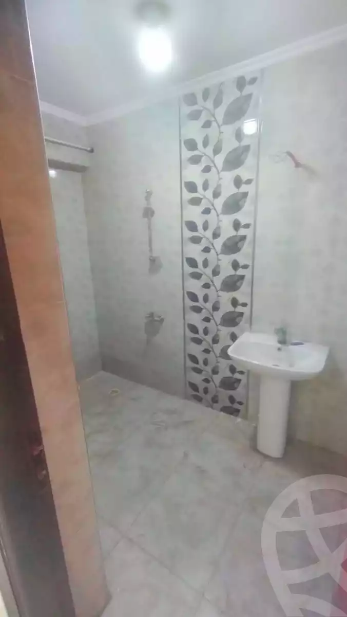 https://aqarmap.com.eg/ar/listing/6294652-for-rent-cairo-helwan-helwan-el-sharkeya-el-maraghi-st