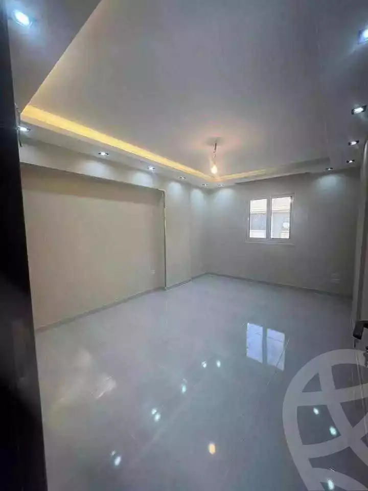 https://aqarmap.com.eg/ar/listing/6294657-for-sale-cairo-helwan-rostom-st