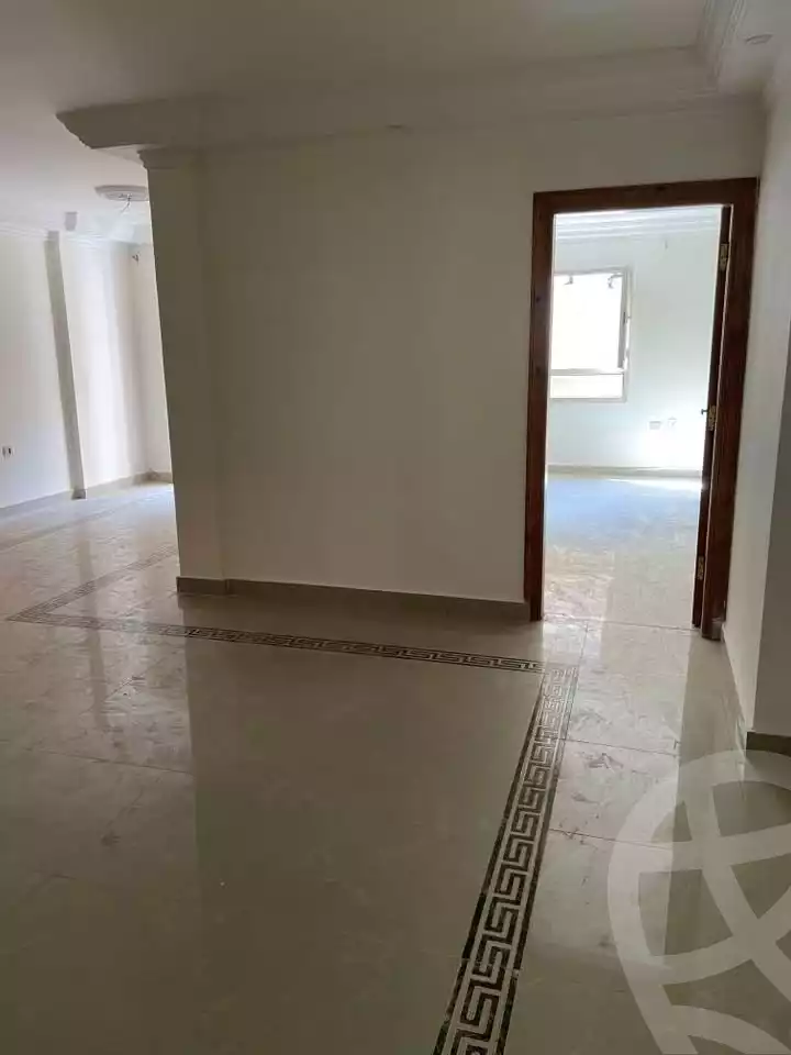 https://aqarmap.com.eg/ar/listing/6295499-for-sale-alexandria-camp-cesar-port-said-street