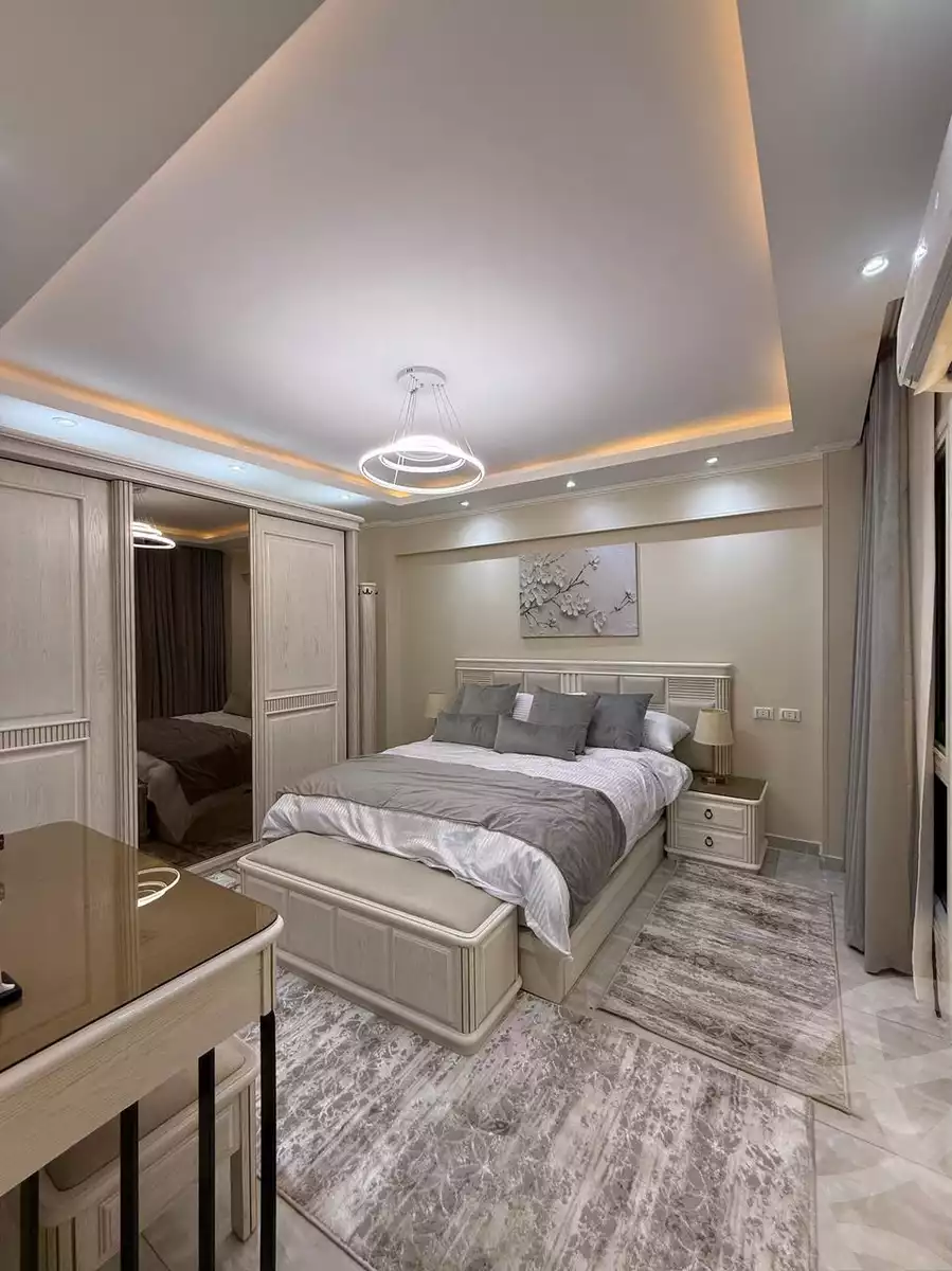 https://aqarmap.com.eg/en/listing/6296071-for-sale-cairo-new-cairo-compounds-mwrd-fq-llttwyr