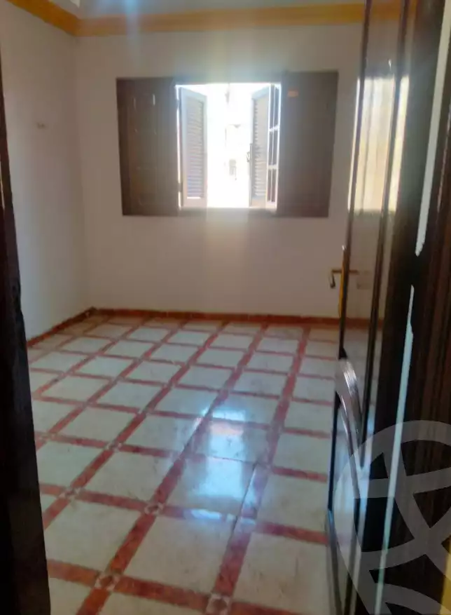 https://aqarmap.com.eg/ar/listing/6299912-for-sale-qalyubia-shubra-el-khaima-shubra-el-khaima-city-ahmed-oraby-st