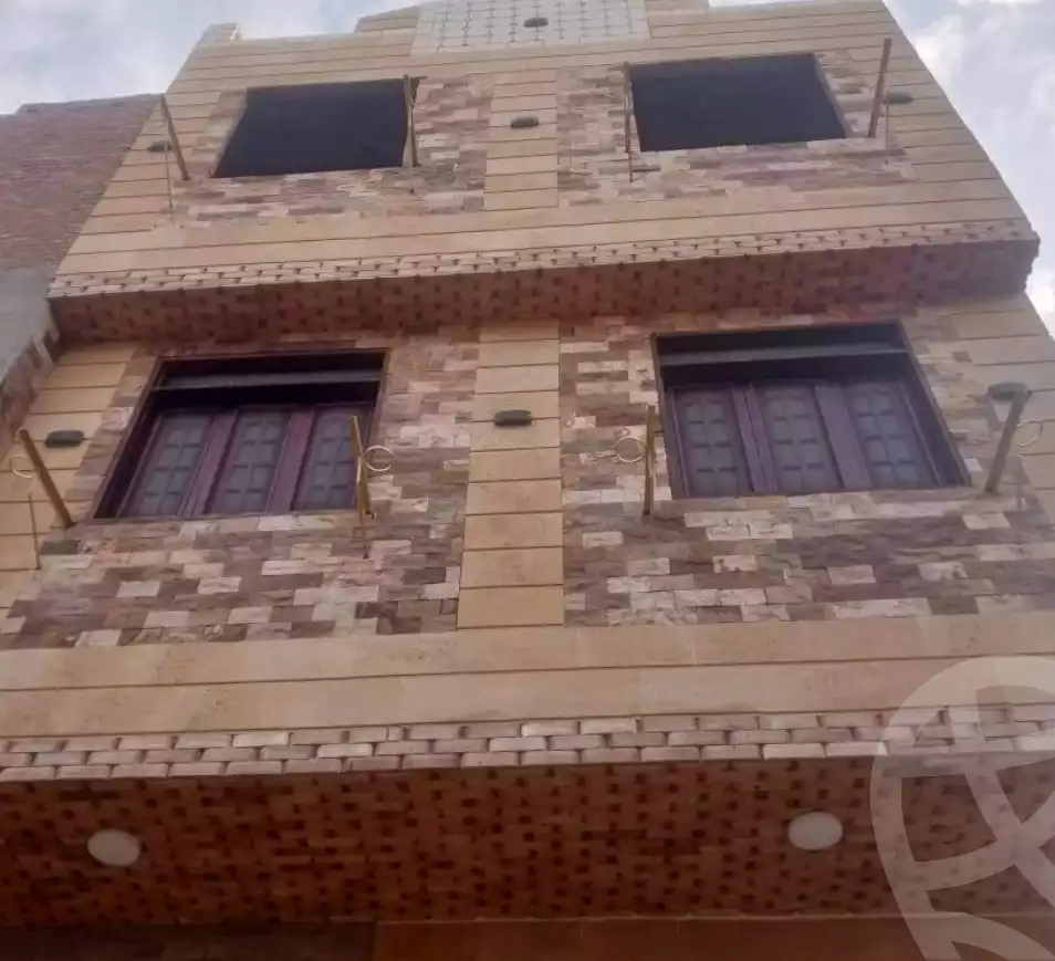 https://aqarmap.com.eg/en/listing/6299953-for-sale-qalyubia-qlioub-blqs