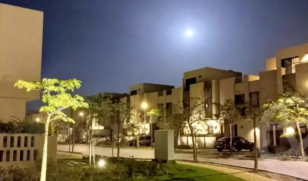 https://aqarmap.com.eg/en/listing/6300607-for-sale-cairo-el-shorouk-compounds-al-burouj-compound-imkan