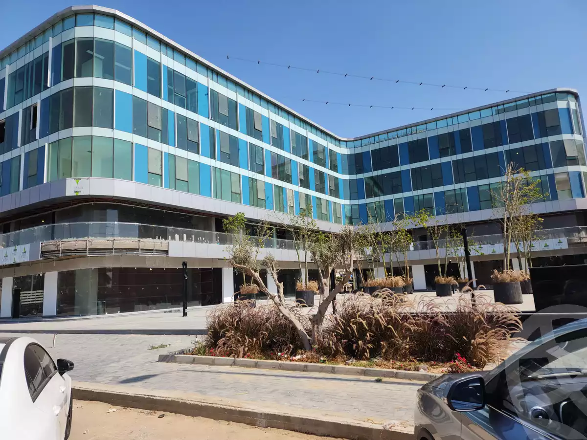 https://aqarmap.com.eg/en/listing/6303691-for-sale-cairo-el-sheikh-zayed-city-compounds-sntrw-zyd-mwl