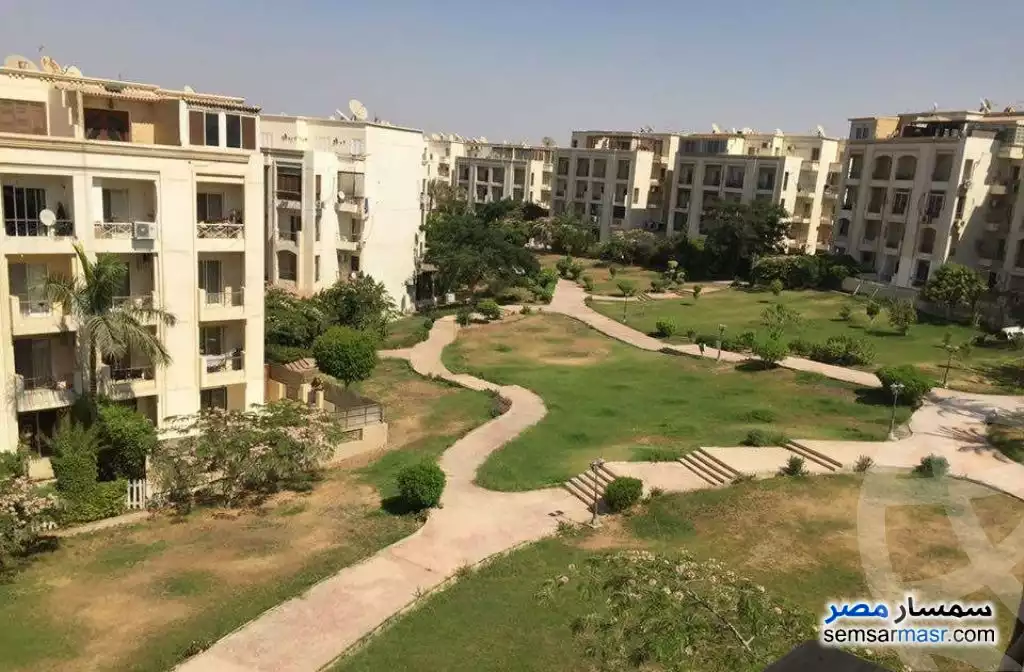 https://aqarmap.com.eg/en/listing/6303711-for-sale-cairo-el-sheikh-zayed-city-compounds-hadayek-el-mohandiseen