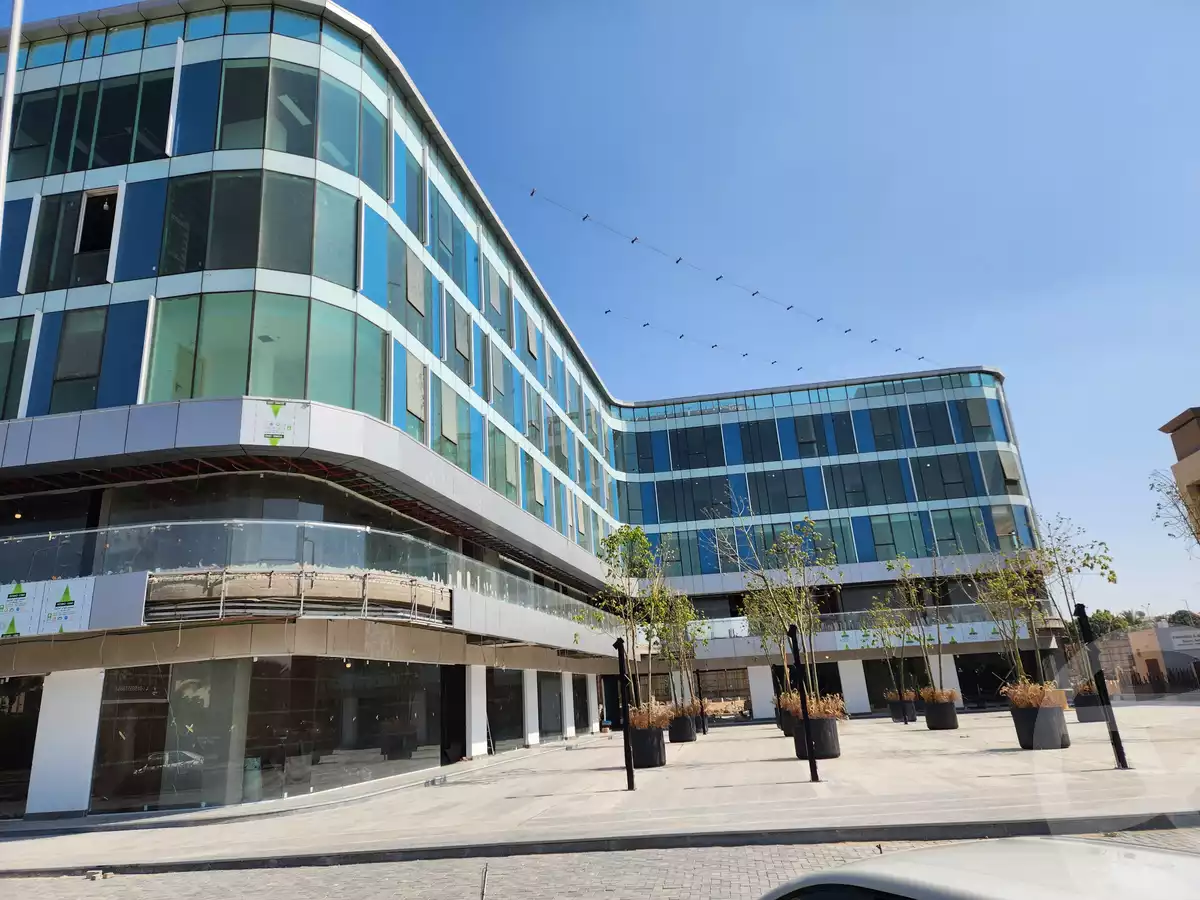 https://aqarmap.com.eg/en/listing/6303762-for-sale-cairo-el-sheikh-zayed-city-compounds-sntrw-zyd-mwl