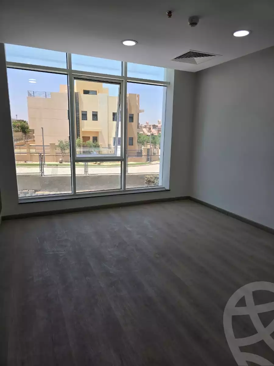 https://aqarmap.com.eg/ar/listing/6303919-for-sale-cairo-el-sheikh-zayed-city-compounds-tryfywm-zyd-nm-llttwyr