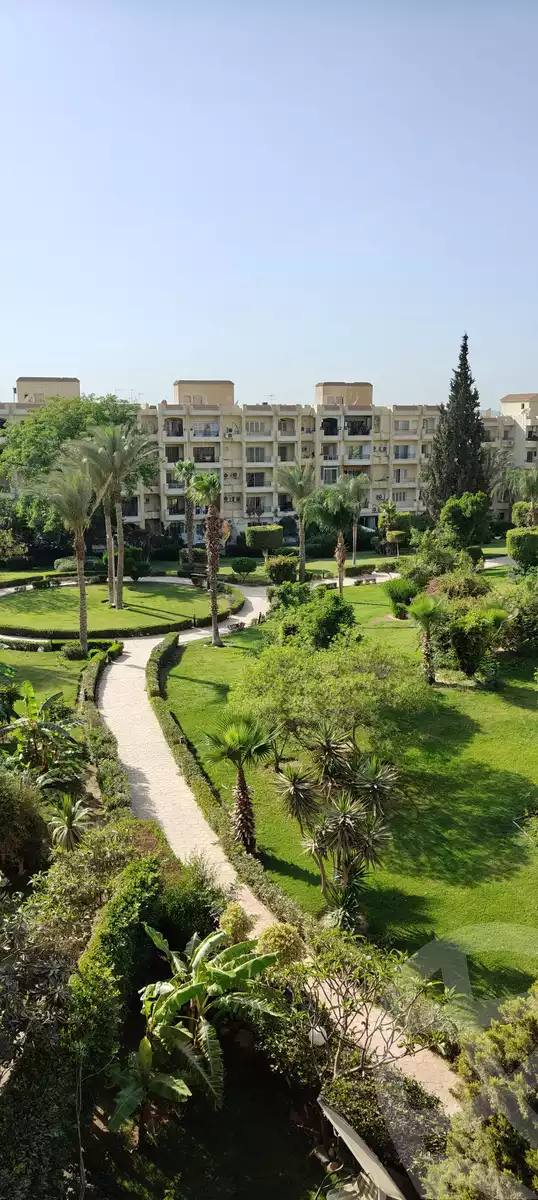 https://aqarmap.com.eg/en/listing/6304126-for-sale-cairo-el-sheikh-zayed-city-compounds-zayed-2000