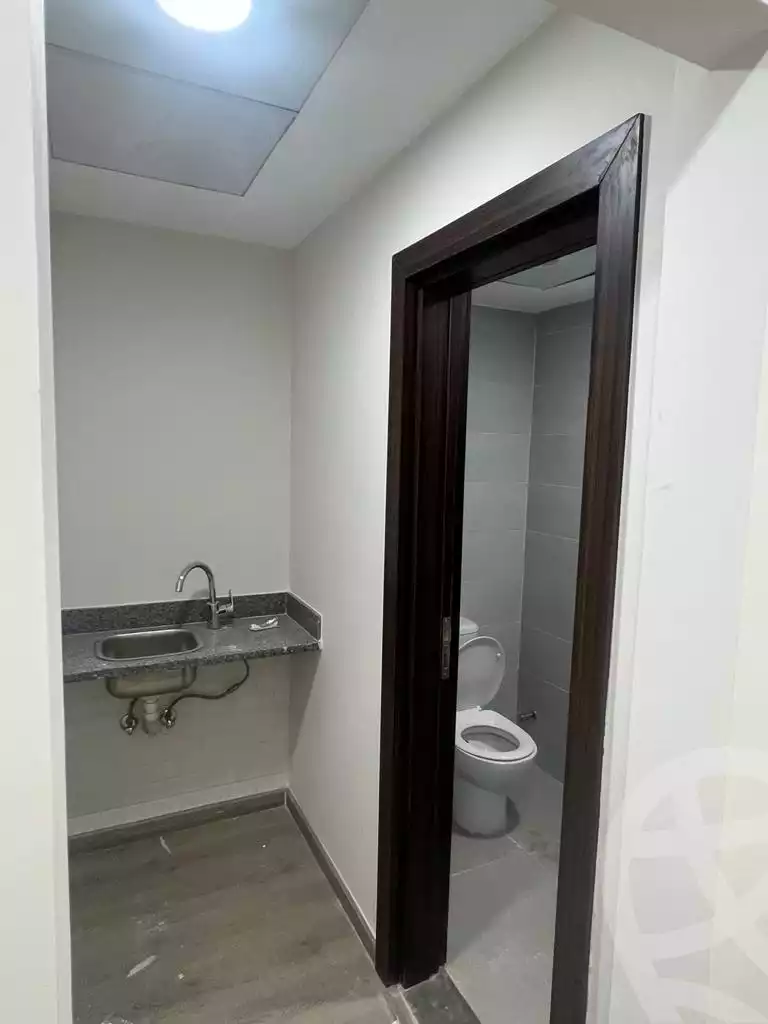 https://aqarmap.com.eg/ar/listing/6306958-for-sale-cairo-el-sheikh-zayed-city-compounds-tryfywm-zyd-nm-llttwyr