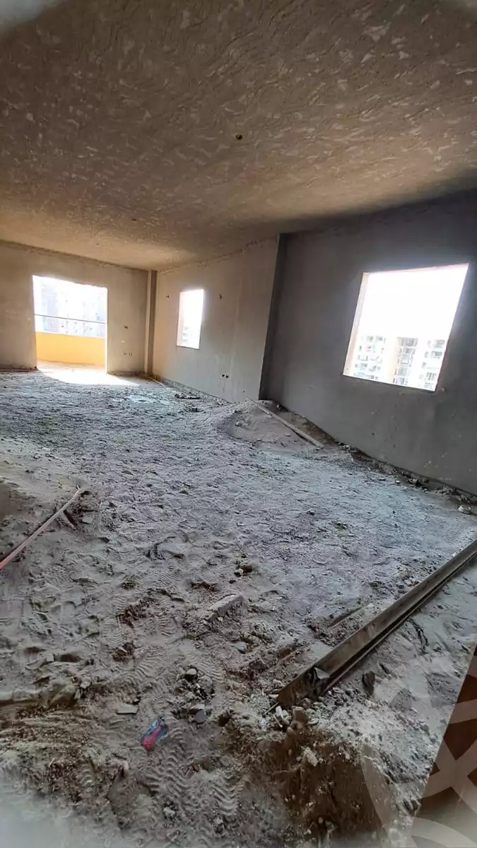 https://aqarmap.com.eg/ar/listing/6309805-for-sale-cairo-helwan-helwan-el-sharkeya-mostafa-safwat-st