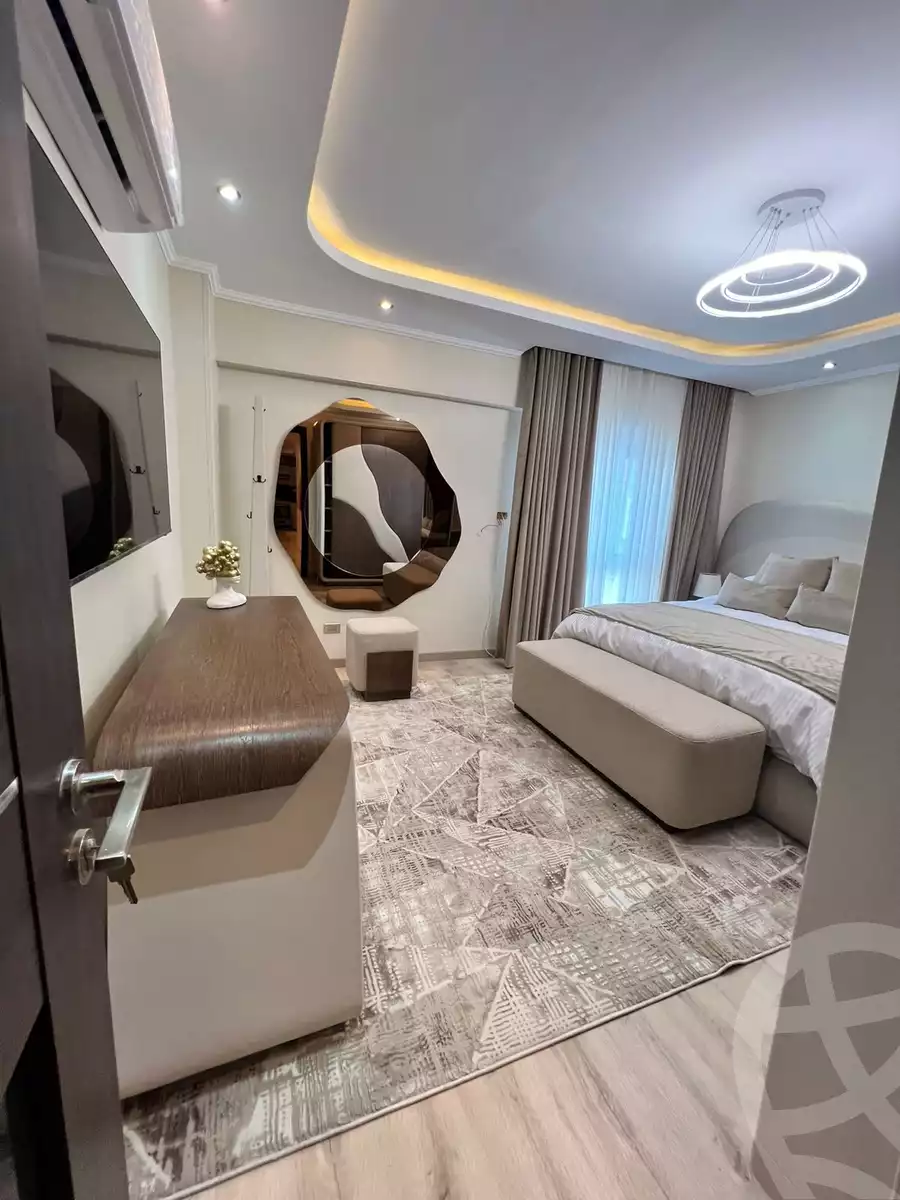 https://aqarmap.com.eg/ar/listing/6310216-for-sale-cairo-new-cairo-compounds-mwrd-fq-llttwyr