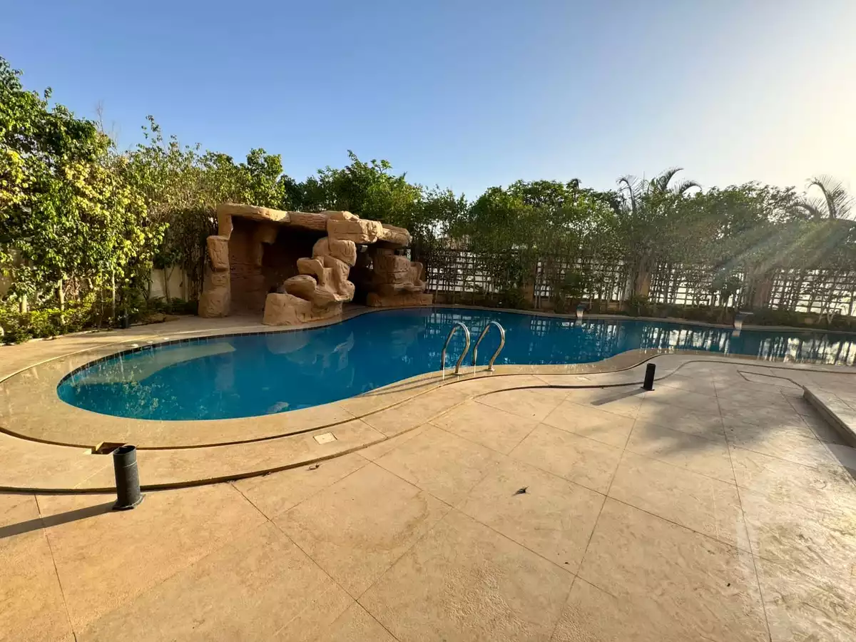 https://aqarmap.com.eg/ar/listing/6310245-for-sale-cairo-new-cairo-madinaty-lmntq-lthnyh-fylt-madinaty-road