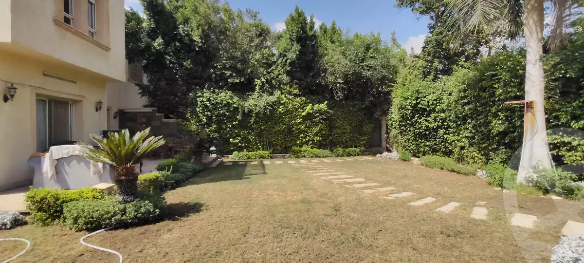 https://aqarmap.com.eg/en/listing/6310266-for-sale-cairo-el-sheikh-zayed-city-compounds-greens
