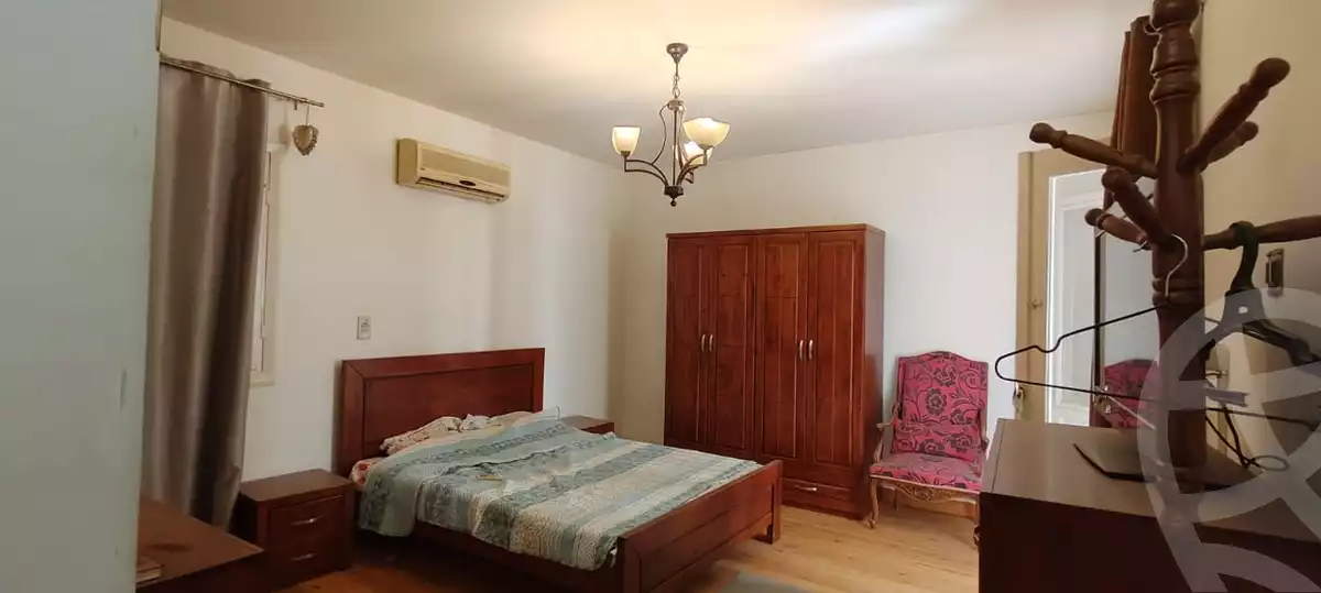 https://aqarmap.com.eg/en/listing/6310429-for-sale-cairo-el-sheikh-zayed-city-compounds-beverly-hills