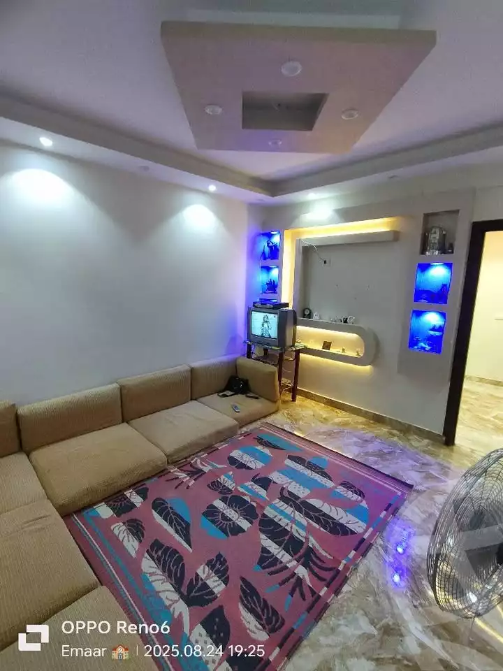 https://aqarmap.com.eg/ar/listing/6310948-for-sale-qalyubia-shubra-el-khaima-om-bayoumi