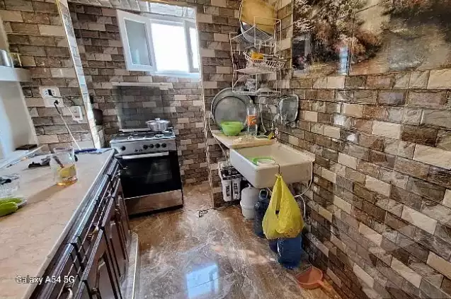 https://aqarmap.com.eg/en/listing/6311900-for-sale-alexandria-l-jmy-el-hanouvel-el-zahraa-city-st