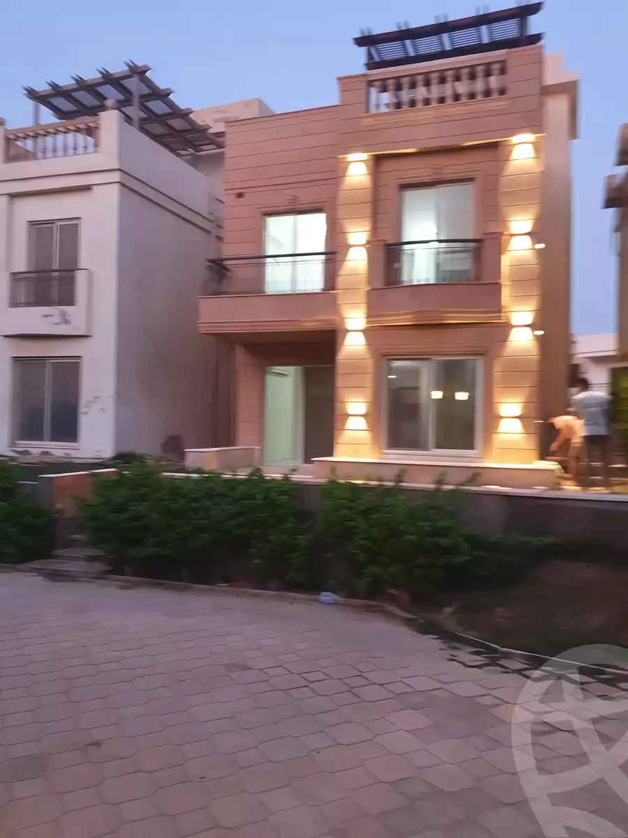 https://aqarmap.com.eg/ar/listing/6312348-for-sale-ain-elsokhna-tryq-l-yn-lskhn-lz-frn