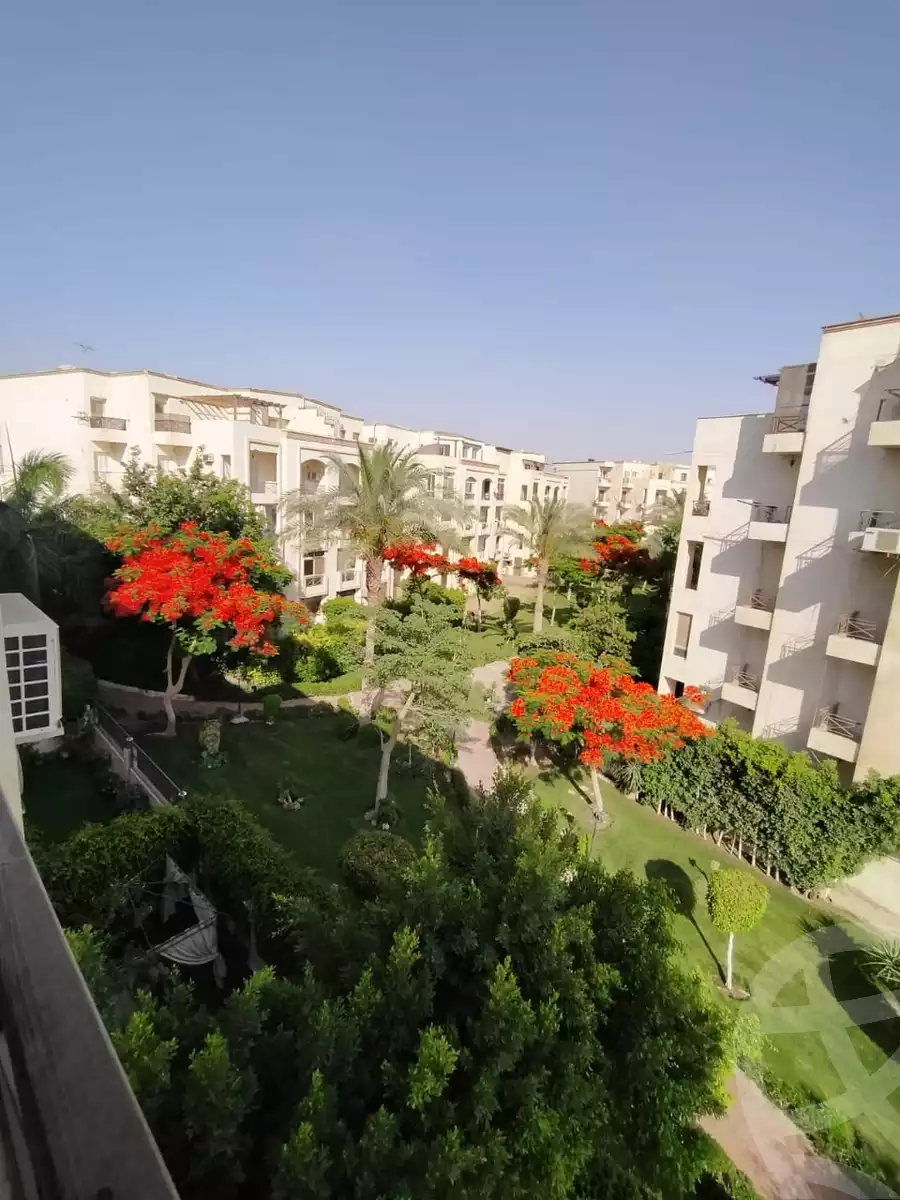 https://aqarmap.com.eg/ar/listing/6312649-for-sale-cairo-el-sheikh-zayed-city-compounds-hadayek-el-mohandiseen