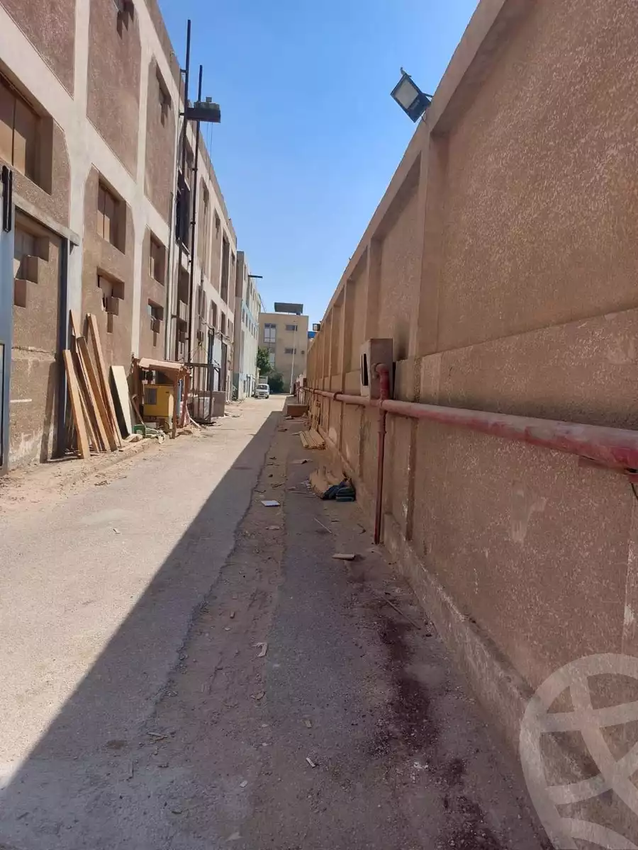 https://aqarmap.com.eg/en/listing/6312642-for-sale-cairo-6th-of-october-el-mantqa-el-snaaaya-industrial-zone-1