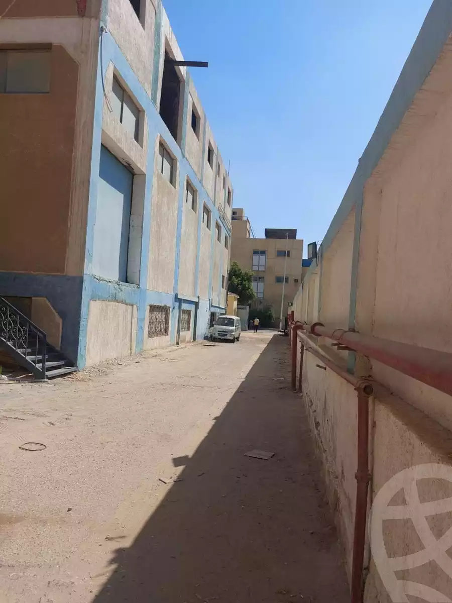 https://aqarmap.com.eg/ar/listing/6312694-for-sale-cairo-6th-of-october-el-mantqa-el-snaaaya-industrial-zone-1