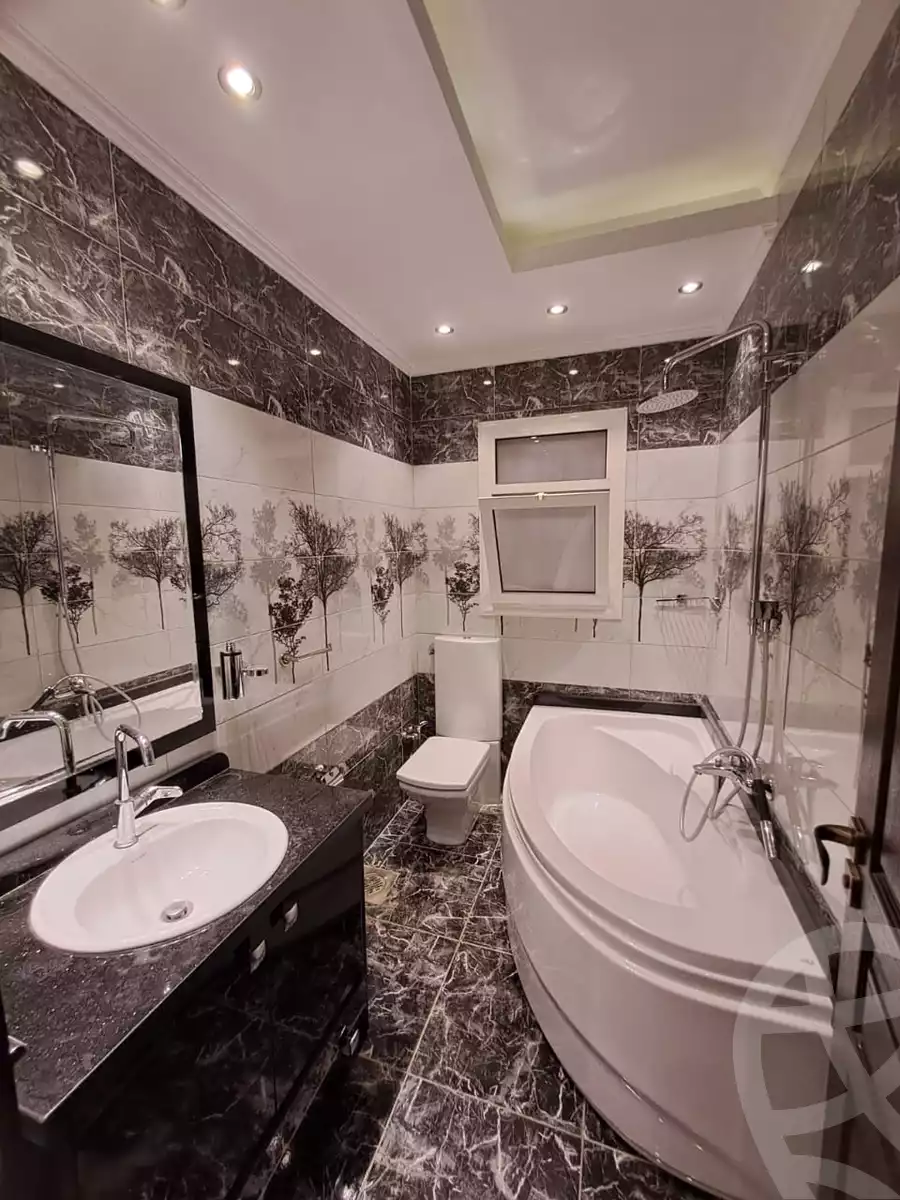 https://aqarmap.com.eg/ar/listing/6312692-for-sale-cairo-el-sheikh-zayed-city-compounds-continental-gardens