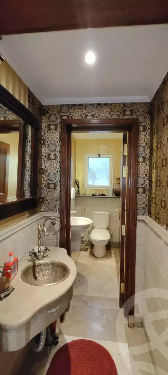 https://aqarmap.com.eg/en/listing/6312781-for-sale-cairo-el-sheikh-zayed-city-compounds-greens