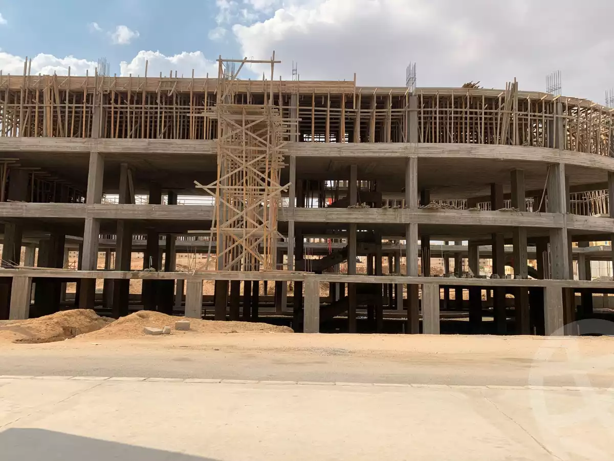https://aqarmap.com.eg/ar/listing/6313420-for-sale-cairo-6th-of-october-hadaeq-october-1185-building-project