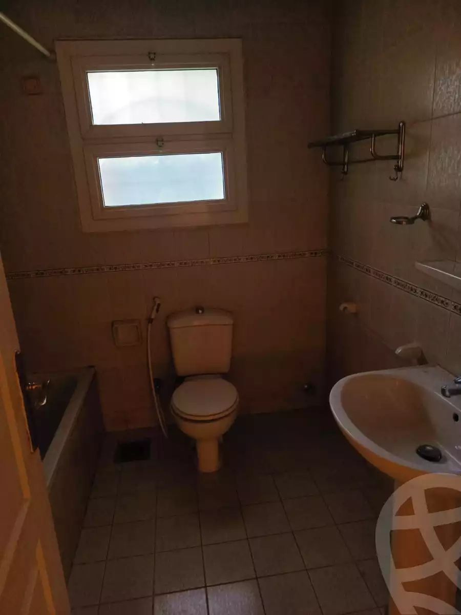 https://aqarmap.com.eg/en/listing/6313520-for-sale-cairo-el-sheikh-zayed-city-compounds-beverly-hills