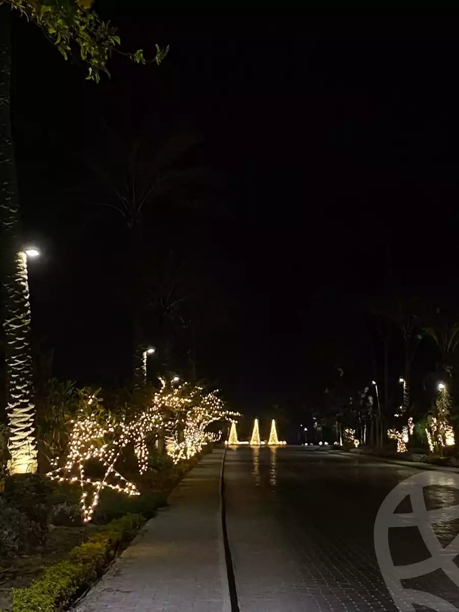 https://aqarmap.com.eg/ar/listing/6314278-for-sale-cairo-el-sheikh-zayed-city-compounds-ofok-1