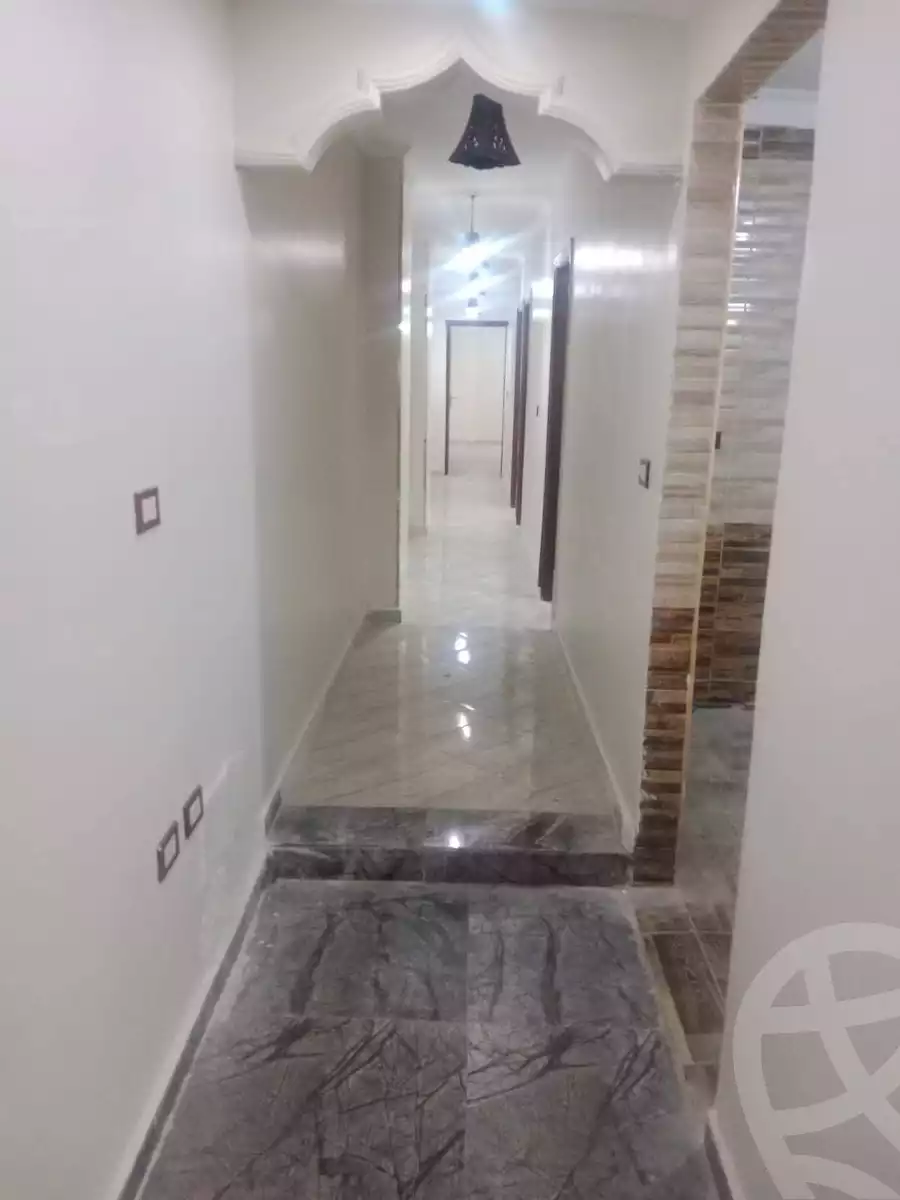 https://aqarmap.com.eg/en/listing/6314515-for-sale-cairo-helwan-helwan-el-sharkeya-ryad-pasha-st