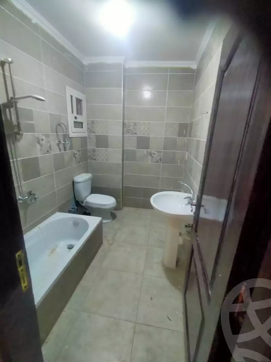https://aqarmap.com.eg/en/listing/6315083-for-rent-cairo-el-haram-el-maryotya-el-seesy-canal-st