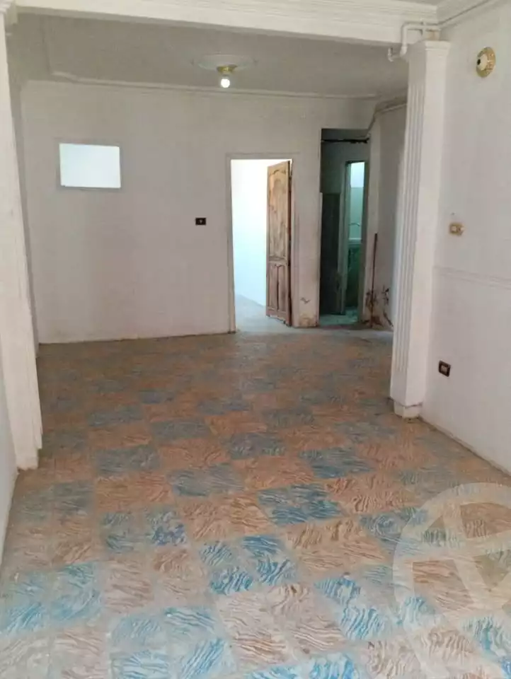https://aqarmap.com.eg/en/listing/6315582-for-sale-qalyubia-shubra-el-khaima-om-bayoumi