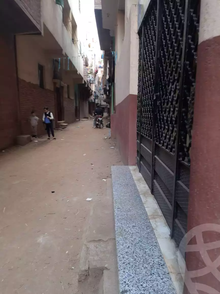 https://aqarmap.com.eg/ar/listing/6316703-for-sale-qalyubia-banha-city-meet-asem