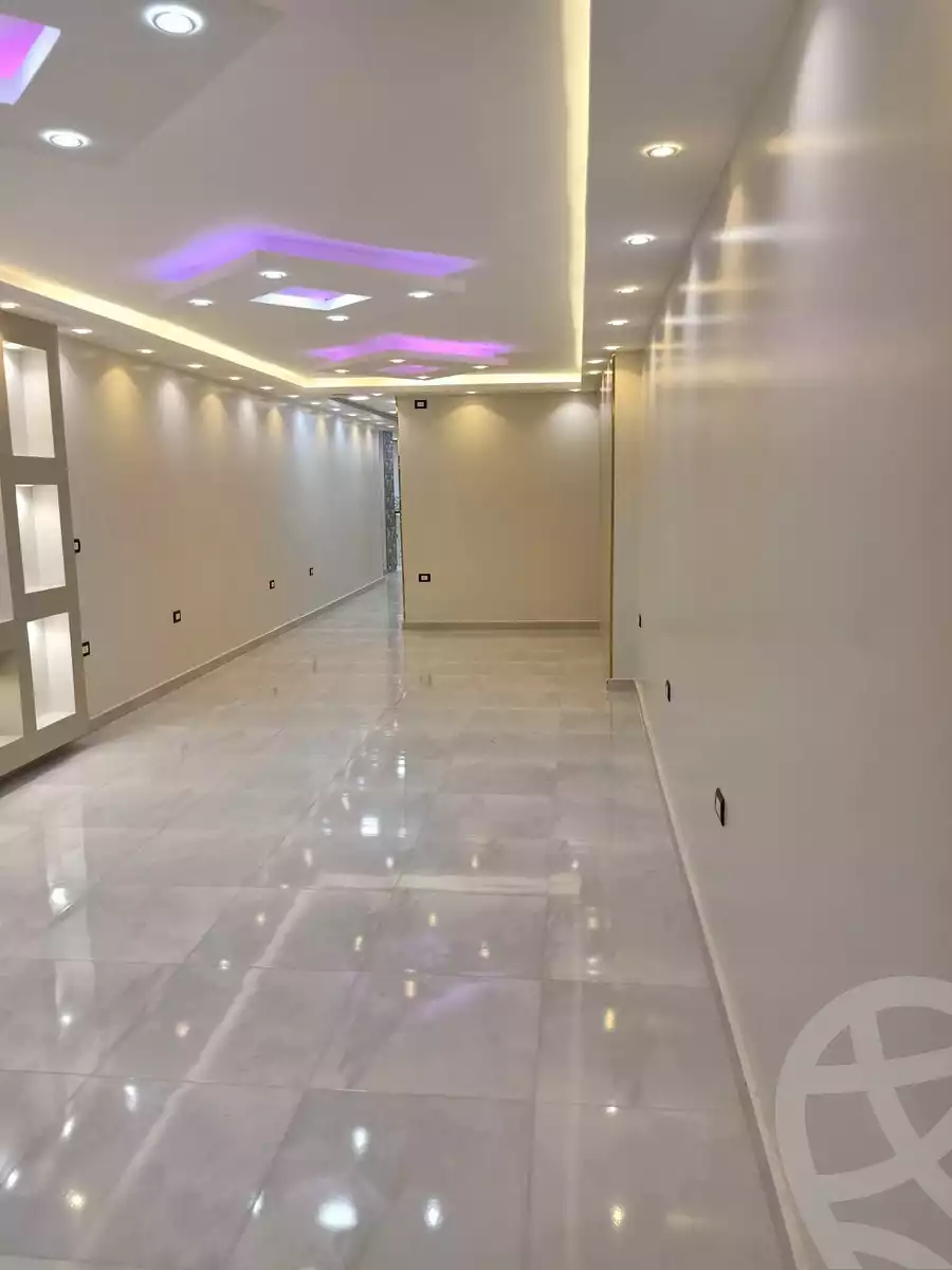 https://aqarmap.com.eg/ar/listing/6317053-for-sale-cairo-helwan-hadayek-helwan-nile-corniche-st